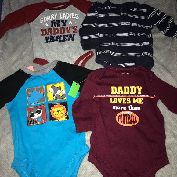 Lot Of Onesies - Picture 1 of 3